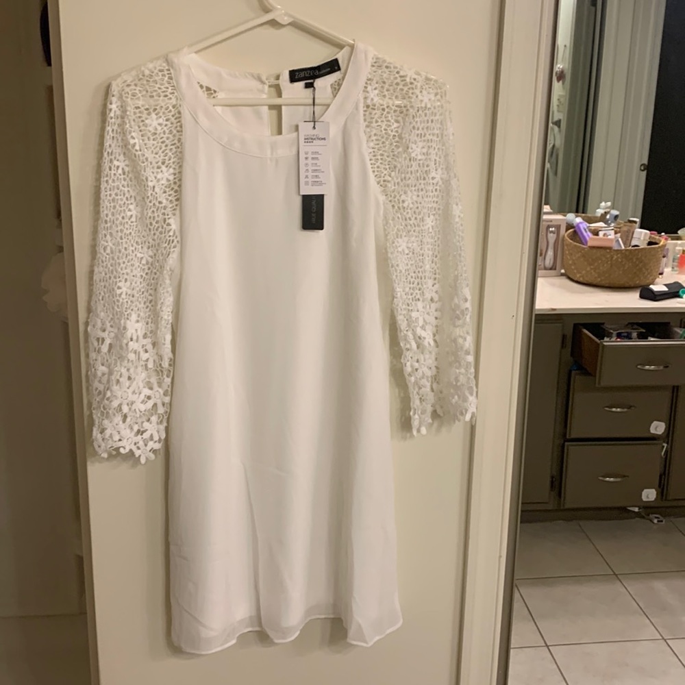 White dress, size Sm, brand new with tags
